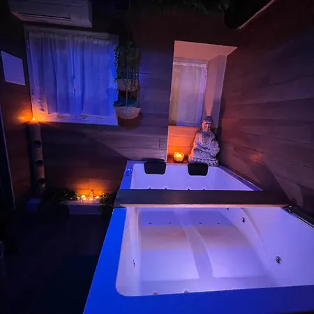 Le Balneo Jacuzzi Vieil Safranier 昂蒂布